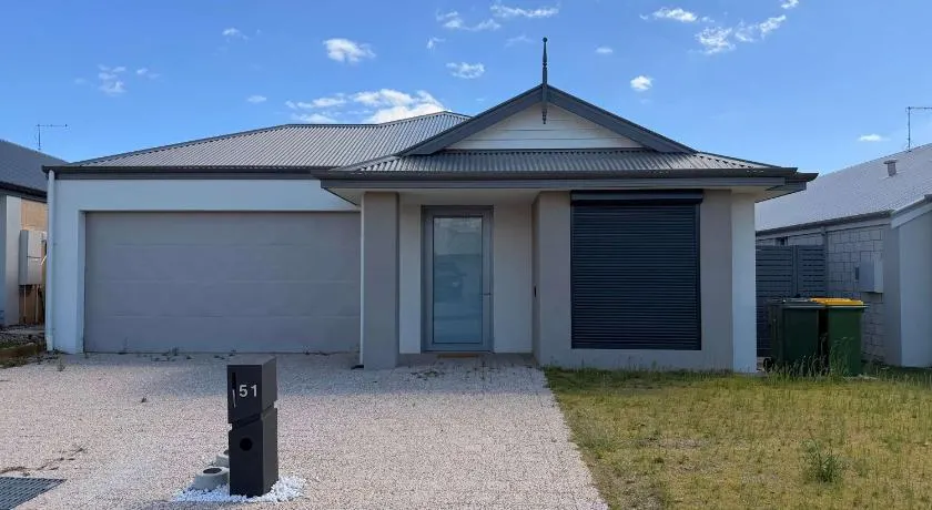 Your Mandurah Getaway with a bathroom in each room! - Image 1