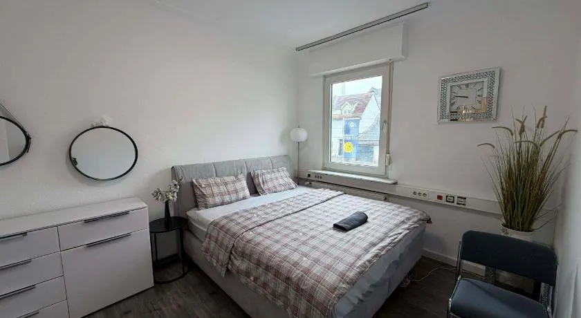 Privatzimmer in Gemeinschaft Zimmer 5 - Image 1
