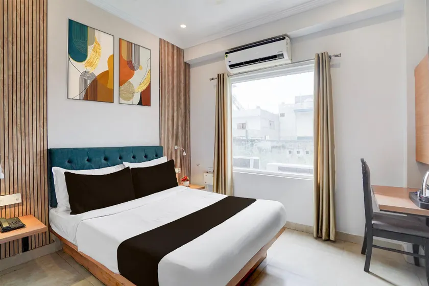 Rama Inn by OYO Rooms - Image 1