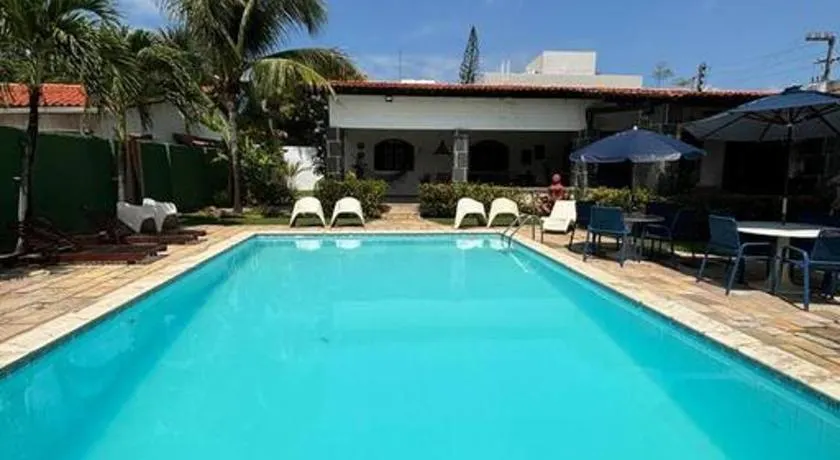 Ampla casa de 3 quartos com piscina em Serrambi PE a 50mts do mar - Image 1