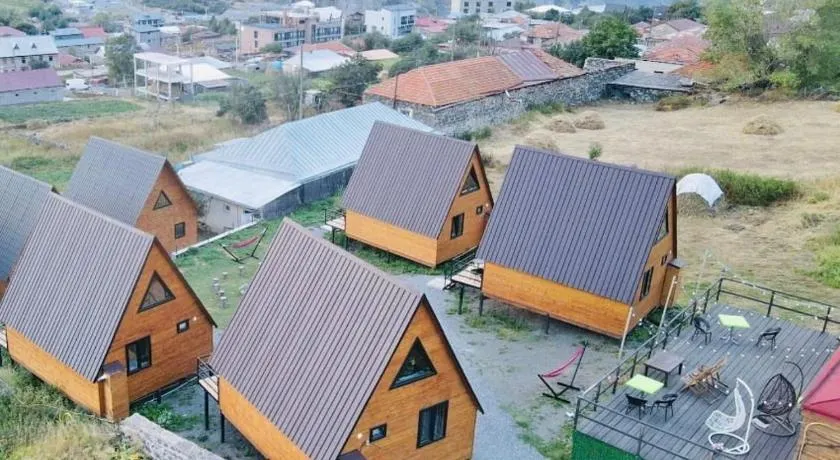 Guesthouse Elli & Cottages - Image 1