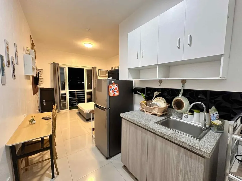 Fully furnished condo for rent! - Image 1