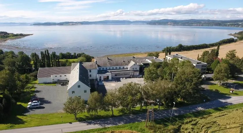 Sund sommerhotell, Inderøy - Image 1