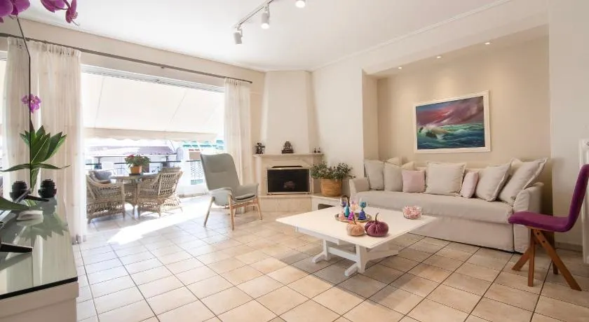 Vicky's Sky Loft - Image 1