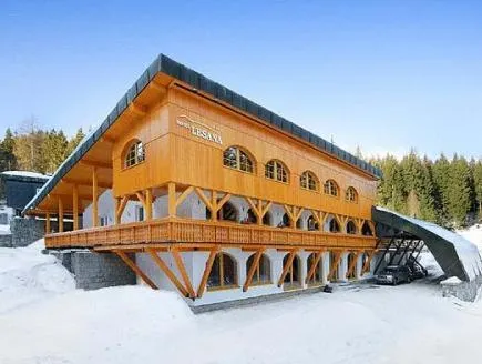 Hotel Lesana - Image 1