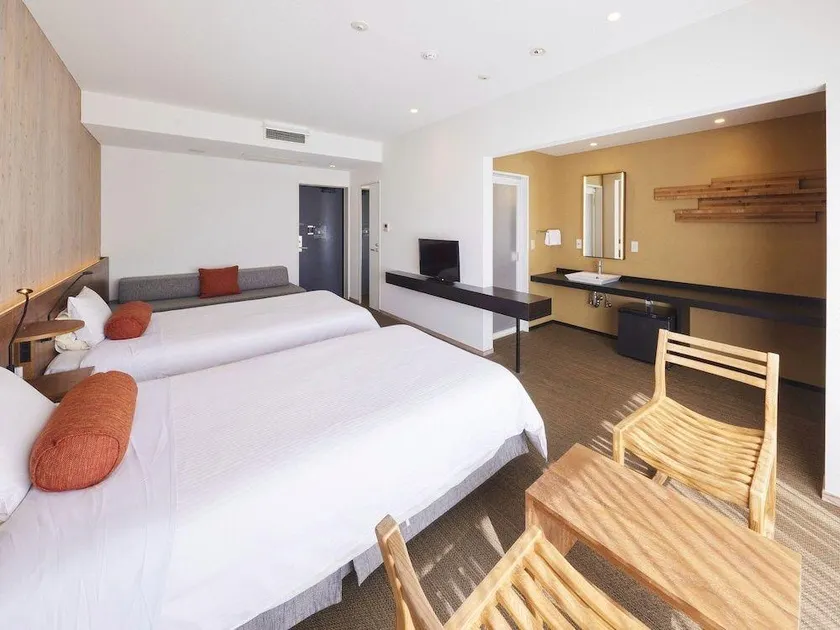 Huis Ten Bosch Henn na Hotel - Image 1