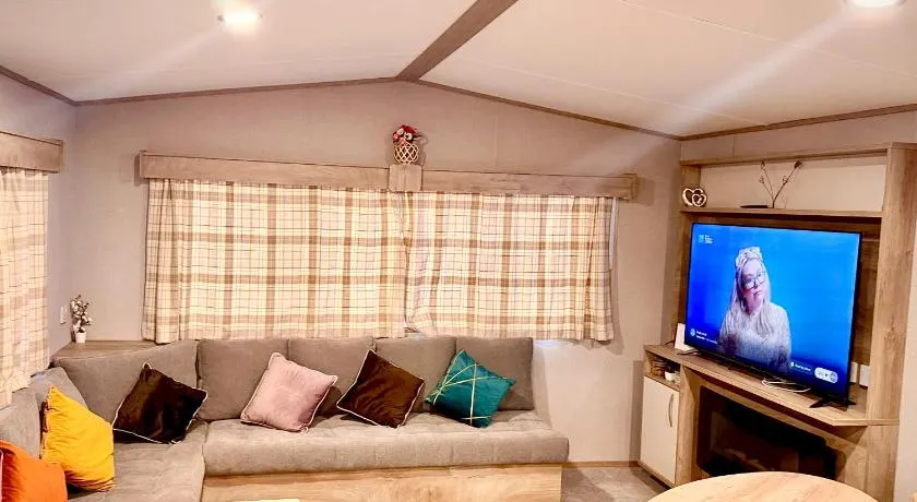 Diamond Touch Home - Image 1