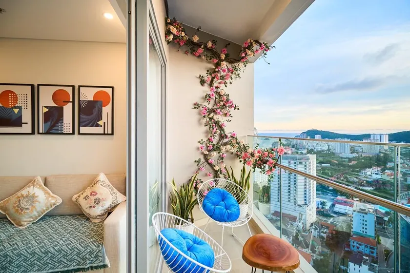 THE SONG- Luxury  Apartment view beach and city - Image 1