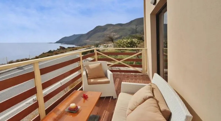 Sfakia Thea Apartments - Image 1