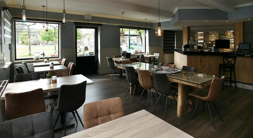 Hotel Au Prince Royal - Image 1