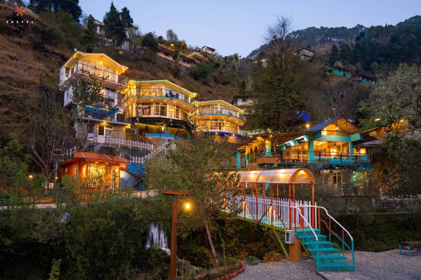 Zostel Plus Mussoorie, Kempty - Image 1