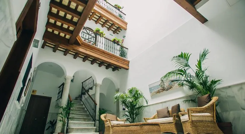 Apartamentos casa palacio - Image 1
