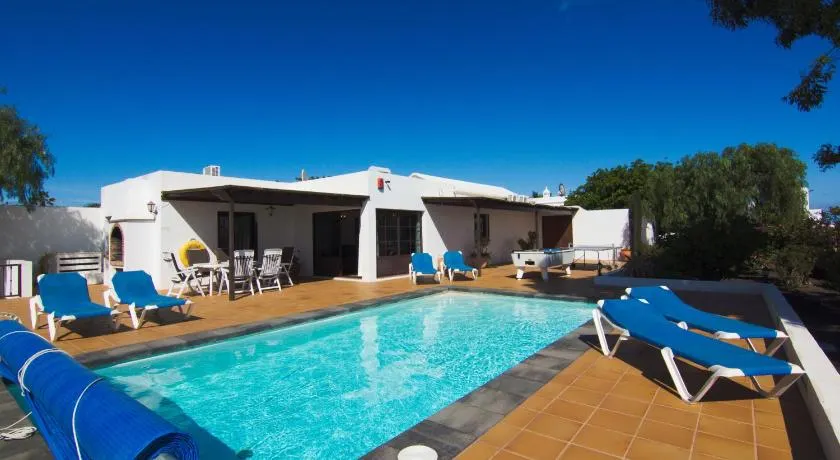 Villa Corona - Image 1