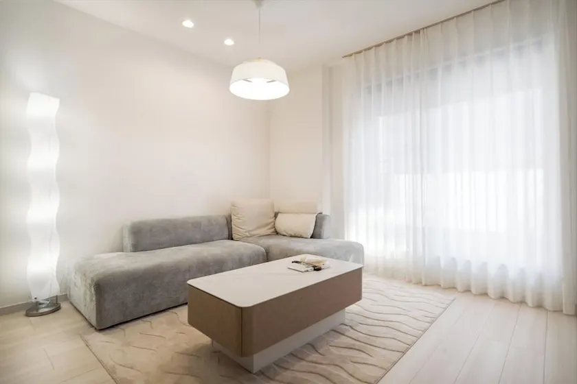 Maison Le Blanc Shironeri - Image 1