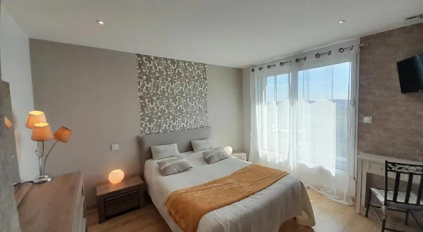 Chambre d'hôtes Les Bruyères - Image 1