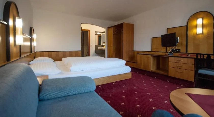 Hotel Gasthof Sonne - Image 1