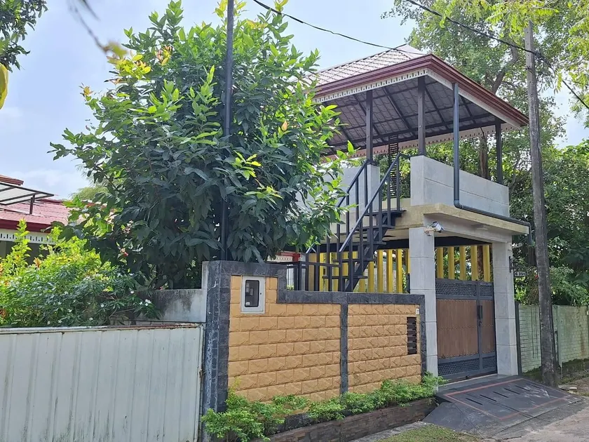 Karooz Chalet Green - Image 1