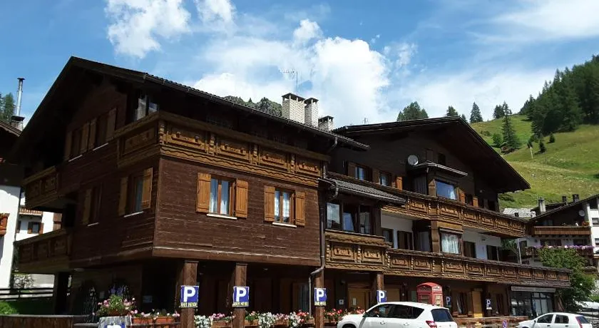 Chalet Helen - Image 1