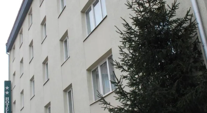 Hotel Merkur - Image 1