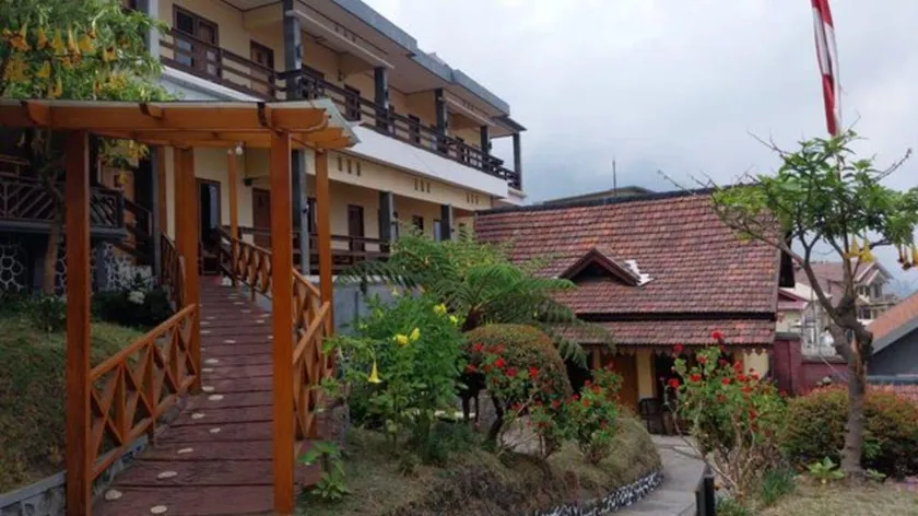 Cafe Lava Hostel - Image 1