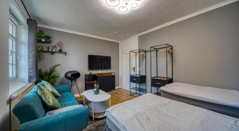 DresdenStay Modern 3 Schlafzimmer Balkon Kamin PS4 - Image 1