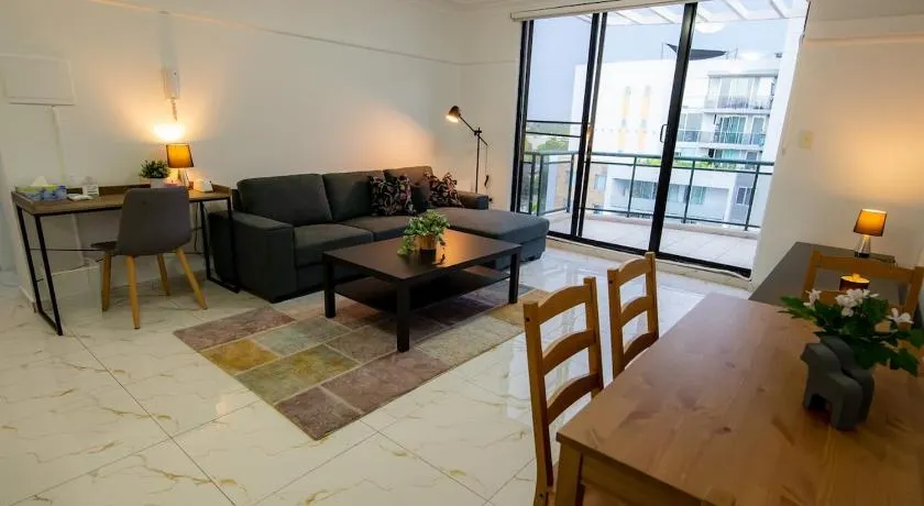 2Bedrooms, 2-bath, 1 Garage Apartment - Image 1