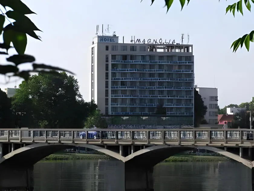 Hotel Magnólia - Image 1