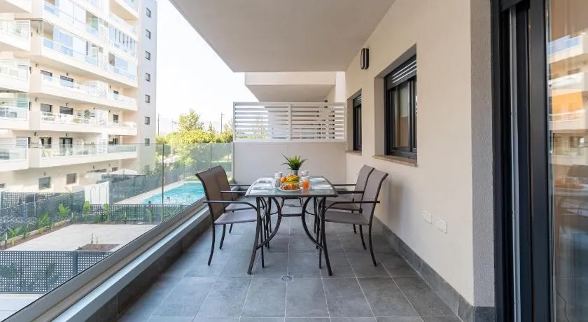 ATP Vega de Acá a 5 minutos de la Playa, Piscina Abierta y Parking Privado Gratis! - Image 1