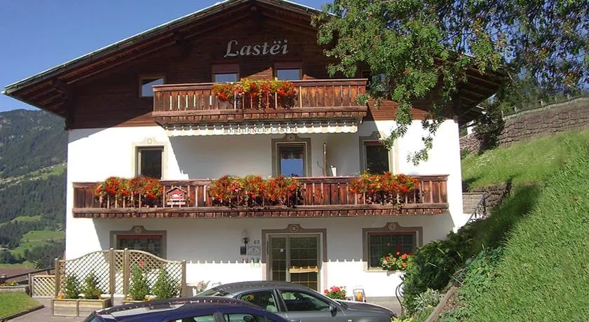 Residence Lastei - Image 1