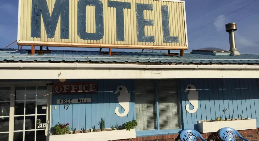 Chris by the Sea Motel - Image 1