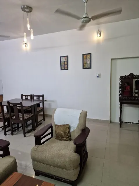 KEL4 - Premium Renovated 2 BHK-Kellys, Kilpauk - Image 1