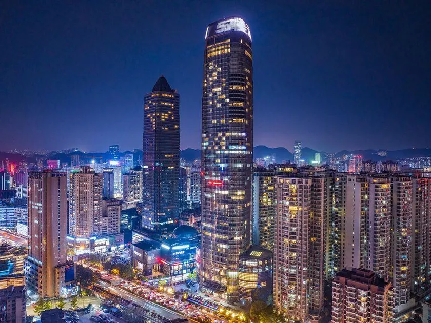 See City · Yunyi High Altitude Hotel (Guiyang Jiaxiu Building Minsheng Road Branch) - Image 1