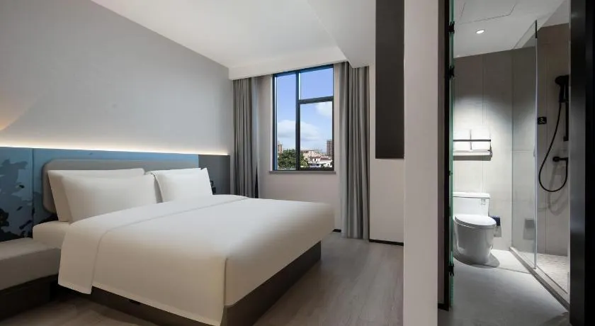 Atour Light Hotel Guangzhou Shiqiao Metro Panyu - Image 1