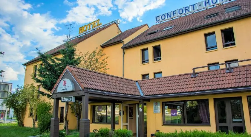 Confort Hôtel - Image 1