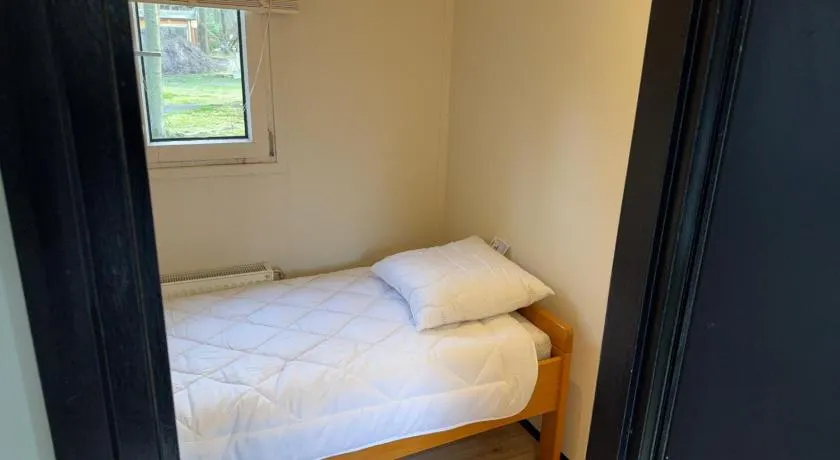 First houses 82 - Image 1