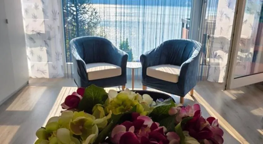 Panoramic View Frontal Apartment - Image 1