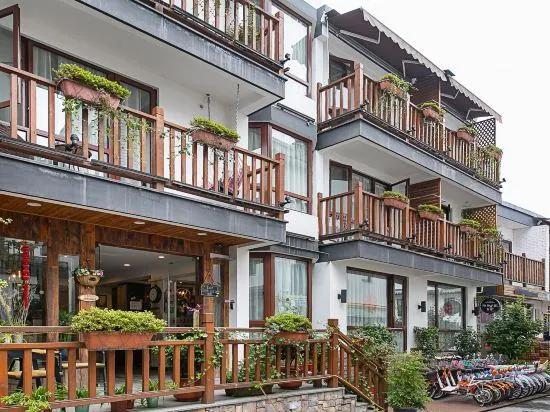 Qilan Boutique Homestay - Image 1