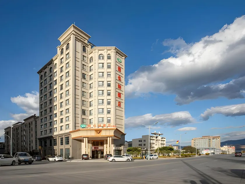 Vienna Hotel Yunnan Dali Erhai Lake - Image 1