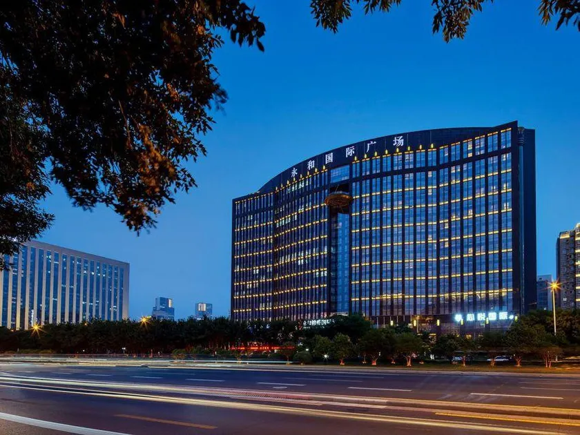 Noble International Hotel - Image 1