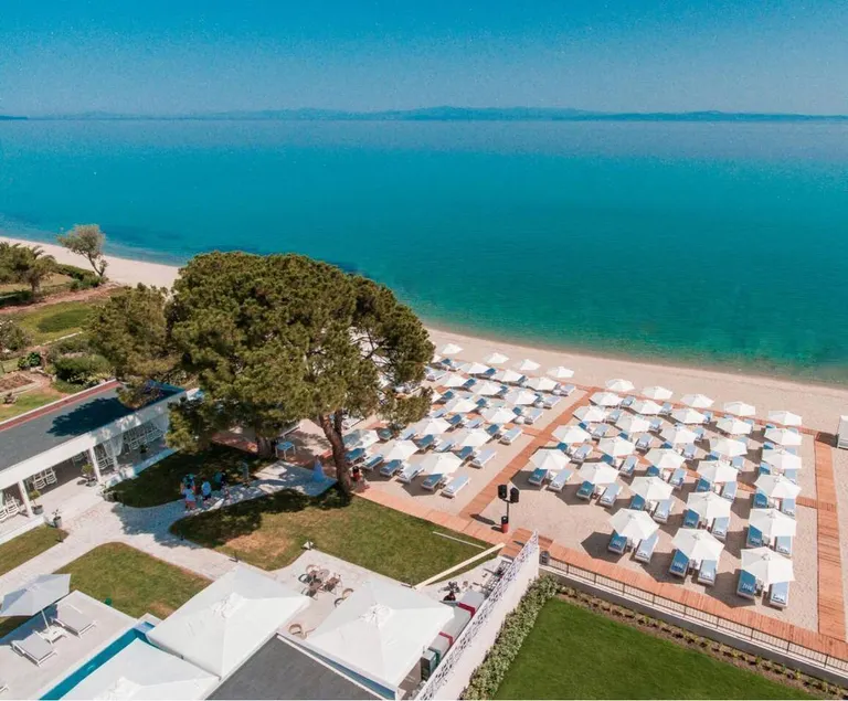 Laguna Resort by Diomedes Group - Image 1