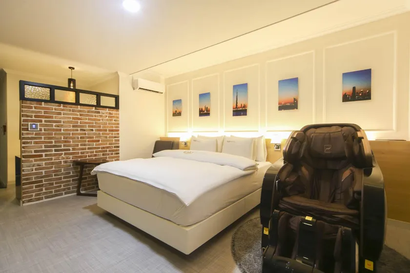 Changnyeong HOTEL Countinue - Image 1
