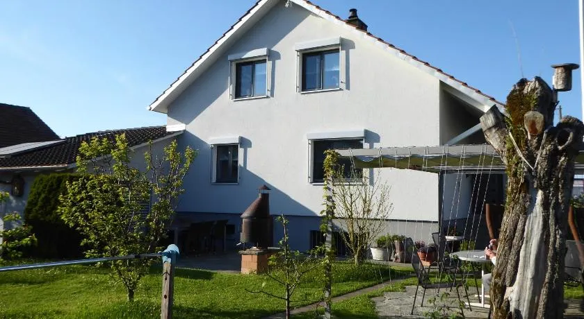 22 – Zimmer & Zmorge - Image 1