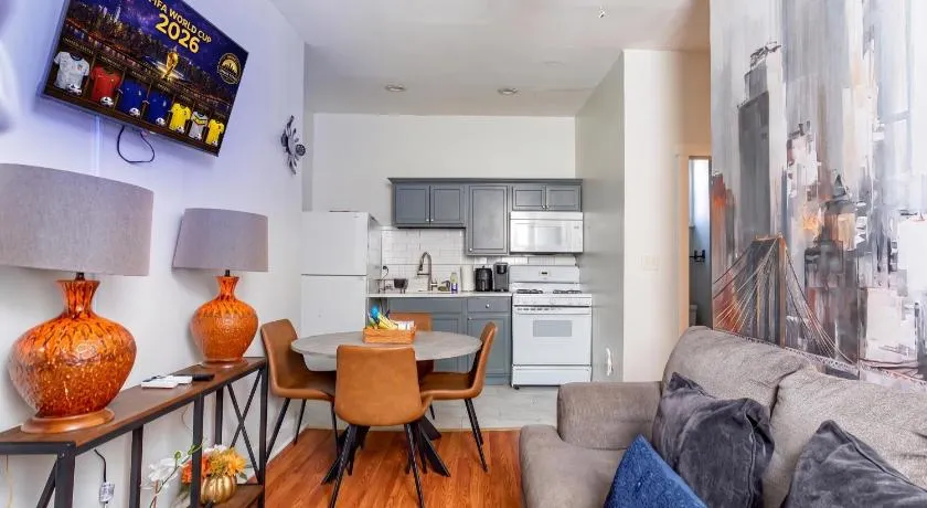 Charming 2BR-1BA-6 Beds | NYC | MetLife 15 min - Image 1