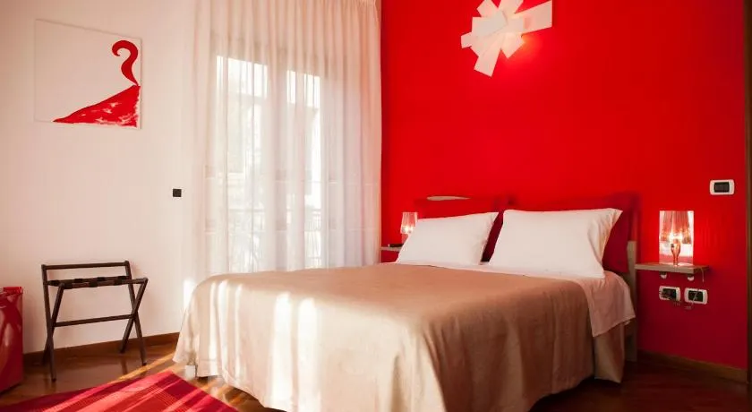 Isa Guest Rooms - Image 1