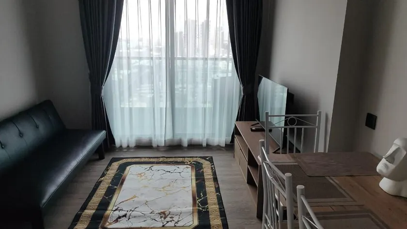 Chic 1-Bedroom Pool, Gym BTS - Image 1