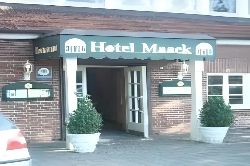 Hotel Maack - Image 1