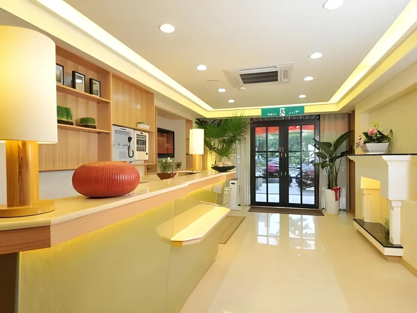 Hotel Color - Image 1
