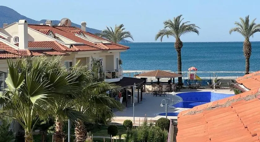 Sunset Beach Club - Image 1