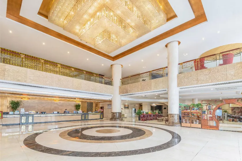Jintan Square South Great Wall Hotel (Tongren Station Branch) - Image 1