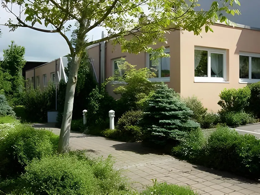 Hotel Höllsteiner Hof - Image 1